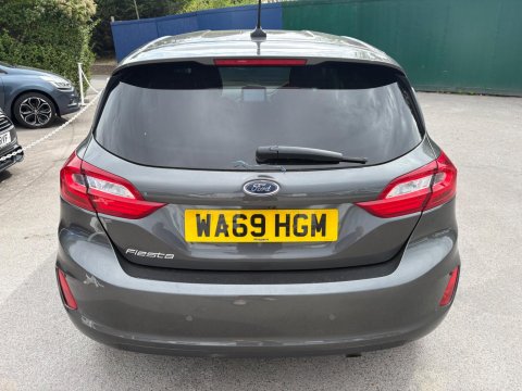 Ford Fiesta TITANIUM 6