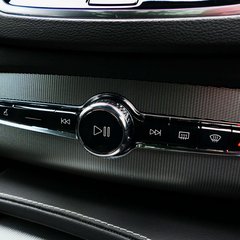 Volvo XC90 2.0 XC90 R-Design B5 MHEV AWD Auto 4WD 5dr 1