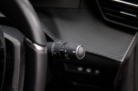 Peugeot 208 GT PREMIUM 19