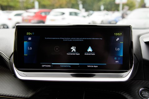 Peugeot 208 GT PREMIUM 23