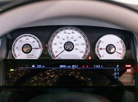 Rolls-Royce Wraith Series II 10