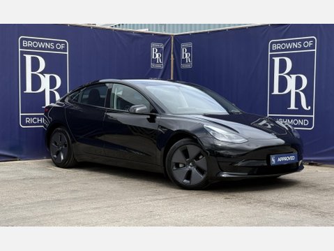 Tesla Model 3 Saloon 4dr Electric Auto RWD (241 bhp) 1