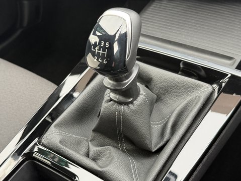 Vauxhall Astra 1.2 Turbo 130 GS 5dr 29