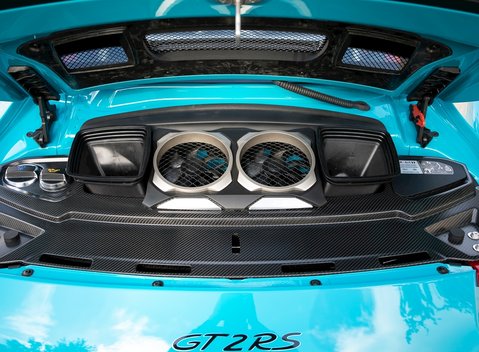 Porsche 911 (991) GT2 RS 36