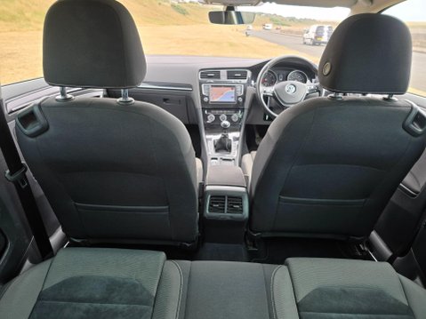 Volkswagen Golf 2.0 TDI BlueMotion Tech GT Edition Euro 6 (s/s) 3dr 43
