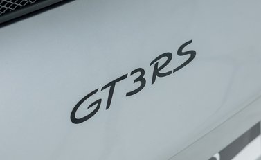 Porsche 911 GT3 RS Weissach (991.2) 38