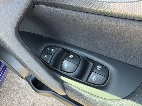 Nissan Qashqai 1.3 Qashqai N-Connecta DiG-T 5dr 57