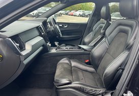 Volvo XC60 T5 R-DESIGN AWD PETROL AUTO 27