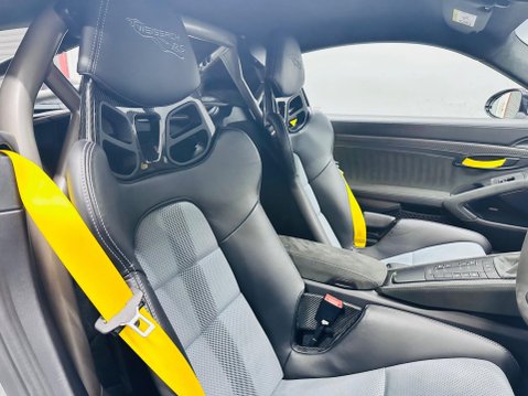 Porsche 718 Cayman 4.0 GT4 RS PDK Euro 6 (s/s) 2dr 39