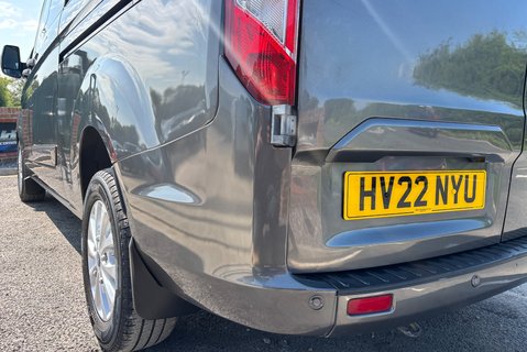 Ford Transit Custom 320 L2 Limited 130 ps Selectshift Double Cab in Van 25