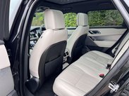 Land Rover Range Rover Velar 2.0 D240 R-Dynamic HSE Auto 4WD Euro 6 (s/s) 5dr 42