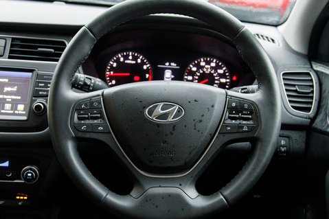 Hyundai i20 MPI PREMIUM SE NAV 20
