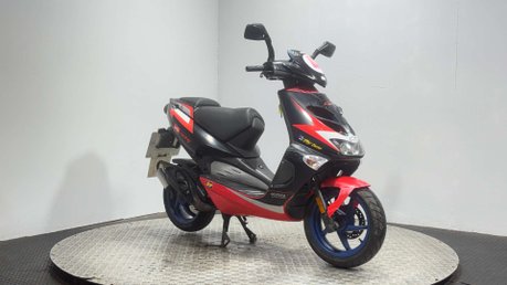 Aprilia SR 50 2001 SPARES OR REPAIR RUNNING 50CC PROJECT 2