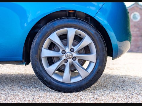 Vauxhall Corsa 1.4 Corsa Energy AC 3dr 40