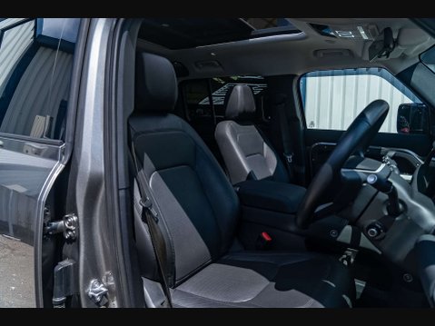 Land Rover Defender 3.0 Defender XS Edition D MHEV Auto 4WD 5dr 10