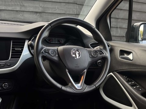 Vauxhall Crossland X 1.2 Crossland X SRi Nav T 5dr 26