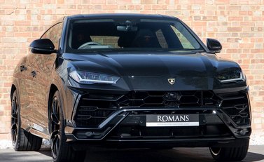 Lamborghini Urus 1