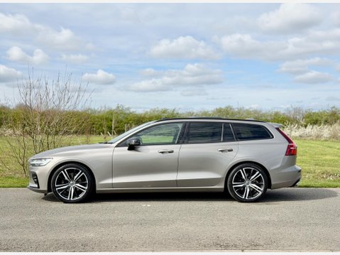 Volvo V60 2.0 D4 R-Design Auto Euro 6 (s/s) 5dr 12
