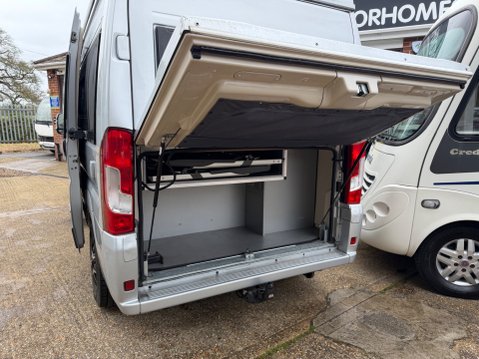 Auto-Trail V-Line 620 AUTOMATIC FIXED BED 31