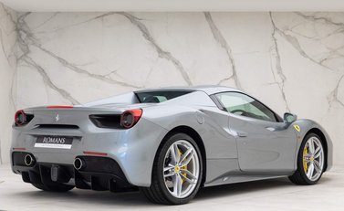Ferrari 488 Spider 20