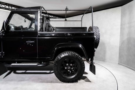 Land Rover Defender 90 TD SOFT TOP XS. MOMO WHEEL. HEATED SEATS. ALPINE STEREO. REAR BENCH SEATS. 13