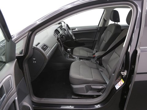 Volkswagen Golf 1.4 TSI SE Nav DSG Euro 6 (s/s) 5dr 22