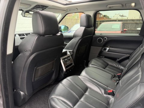 Land Rover Range Rover Sport 3.0 SD V6 HSE Dynamic Auto 4WD Euro 6 (s/s) 5dr 44