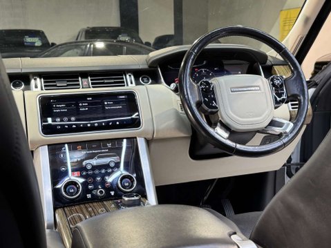 Land Rover Range Rover 3.0 Range Rover Vogue SDV6 Auto 4WD 5dr 91