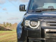 Land Rover Defender P400e XS Edition 24