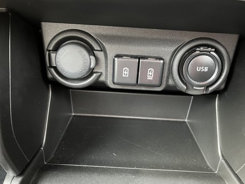 Suzuki Swift 1.2 Mild Hybrid Motion 5dr 21