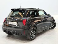 Mini Hatch 2.0S Sport Hatchback 3dr Petrol Steptronic Euro 6 (s/s) (204 ps) 25