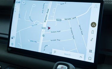 Land Rover Defender 110 OCTA EDITION ONE 29