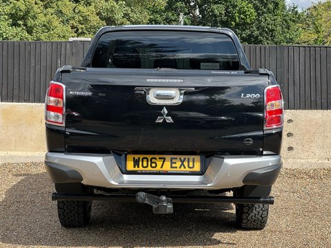 Mitsubishi L200 DI-D 4WD BARBARIAN DCB 8