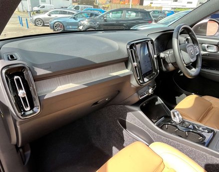 Volvo XC40 2.0 XC40 Inscription Pro T4 Auto 5dr 17