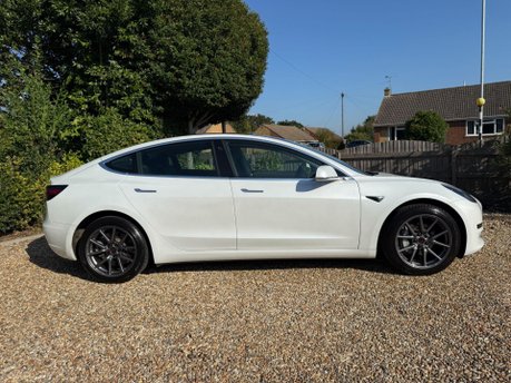 Tesla Model 3 Standard Range Plus Auto RWD 4dr 5