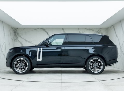 Land Rover Range Rover P530 Autobiography LWB 2