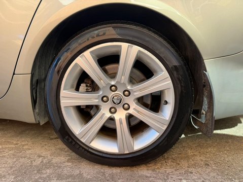 Jaguar XF 3.0 V6 Luxury Auto Euro 4 4dr 25