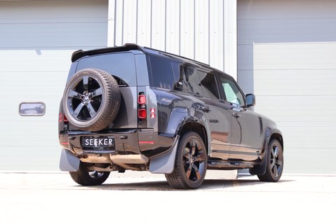 Land Rover Defender 110 2023 D300 HARD TOP X-DYNAMIC  6