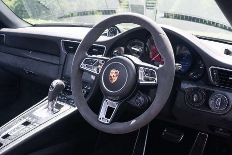 Porsche 911 Carrera GTS PDK 14