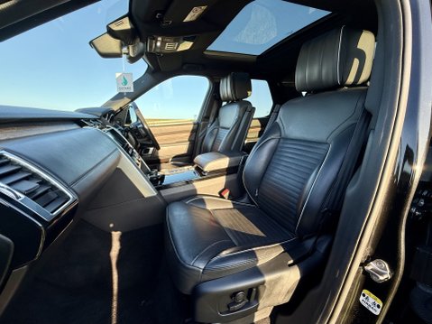 Land Rover Discovery TD6 HSE LUXURY 34
