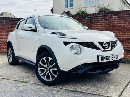 Nissan Juke 1.6 Tekna SUV 5dr Petrol XTRON Euro 6 (117 ps)