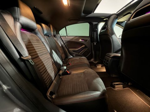 Mercedes-Benz A Class A 200 D AMG LINE PREMIUM PLUS 19