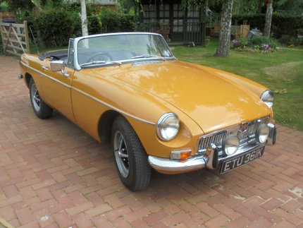 MG B ROADSTER