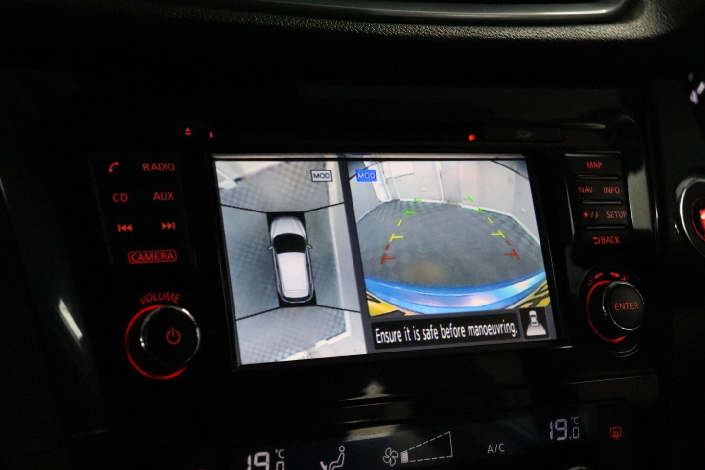2017 Nissan Qashqai — image 31