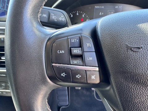 Ford Focus TITANIUM X 13