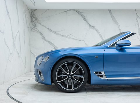 Bentley Continental GTC W12 First Edition 41