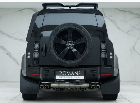 Land Rover Defender 110 V8 5