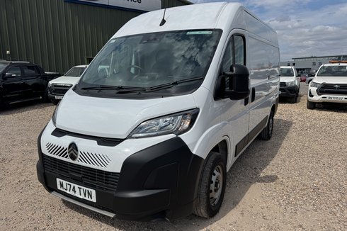 Citroen Relay MWB L2H2 Medium Roof Enterprise 35 Air Con Camera Sensors EURO 6