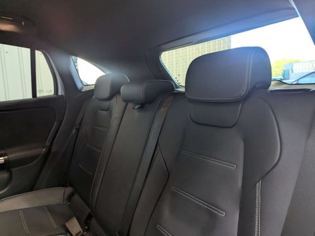 Mercedes-Benz GLA 1.3 GLA 250 Exclusive Edition E Auto 5dr 68