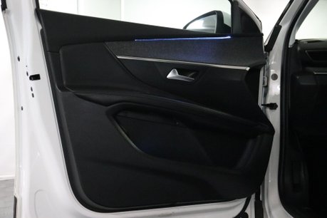Peugeot 3008 S/S ALLURE 44
